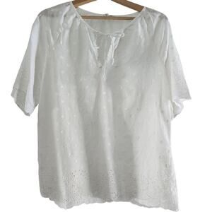 Studio West White Cotton Eyelet Top Size Medium